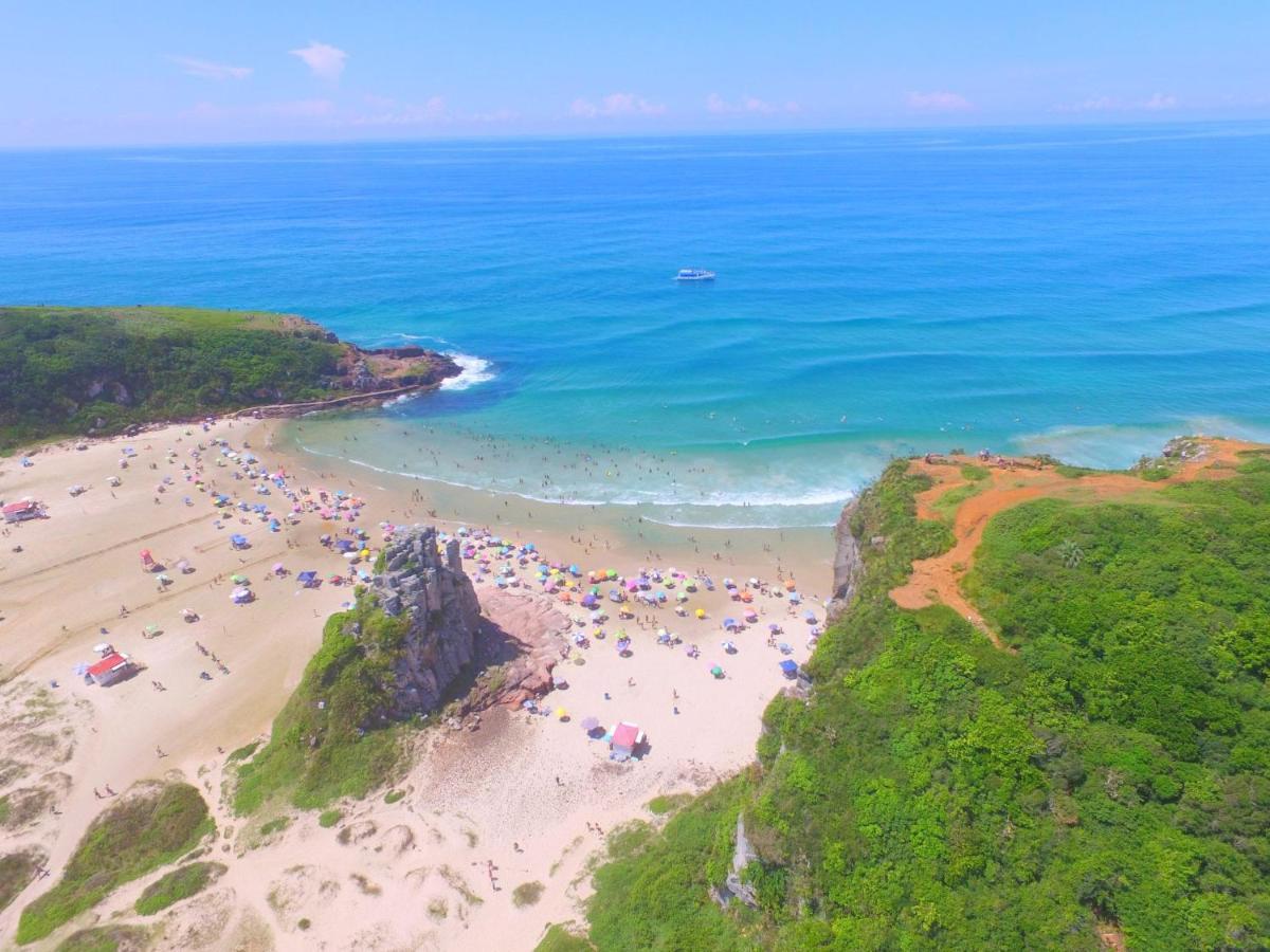 Casa De 2 Quartos Com 2 Ares-Condicionados Em Torres-Rs - Na Mais Bela Praia Gaucha - Cozinha - Banheiro - Tv Smart 32 E Wi-Fi - Estacionamento - Anfitria Superhost No Bnb Βίλα Εξωτερικό φωτογραφία