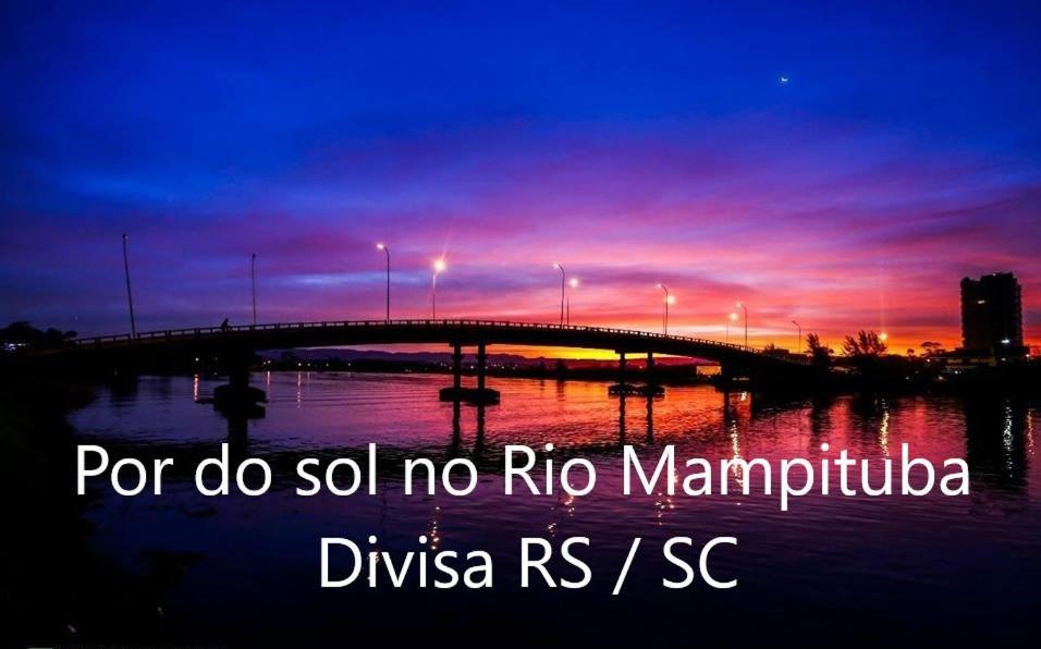 Casa De 2 Quartos Com 2 Ares-Condicionados Em Torres-Rs - Na Mais Bela Praia Gaucha - Cozinha - Banheiro - Tv Smart 32 E Wi-Fi - Estacionamento - Anfitria Superhost No Bnb Βίλα Εξωτερικό φωτογραφία