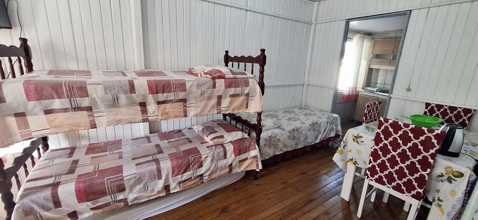 Casa De 2 Quartos Com 2 Ares-Condicionados Em Torres-Rs - Na Mais Bela Praia Gaucha - Cozinha - Banheiro - Tv Smart 32 E Wi-Fi - Estacionamento - Anfitria Superhost No Bnb Βίλα Εξωτερικό φωτογραφία